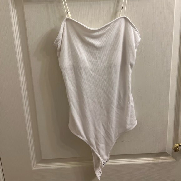 Hollister Tops - NWOT Basic Ribbed Hollister Bodysuit